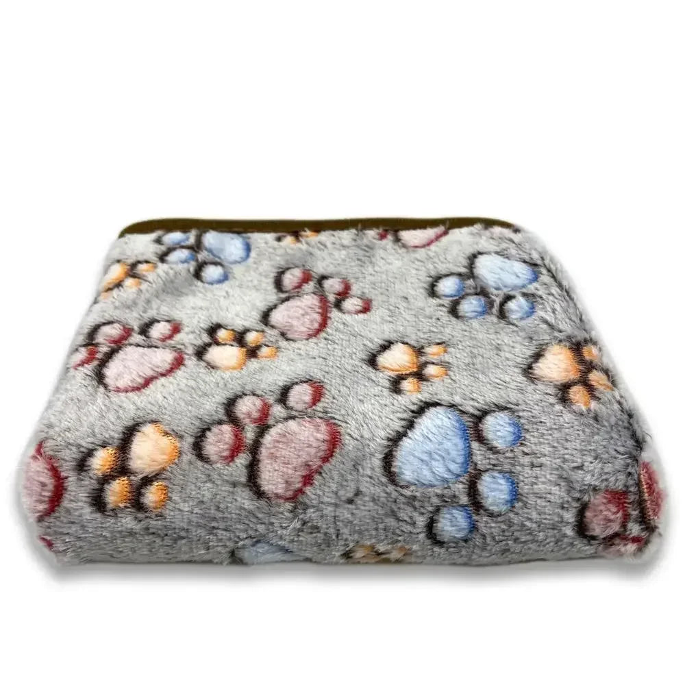 S-L Thin Pet Blanket Winter Dog Bed Mat Foot Print Warm Sleeping Hamster Rabbit Beds Coral Fleece Dog Blanket Bed Warm Cat Beds