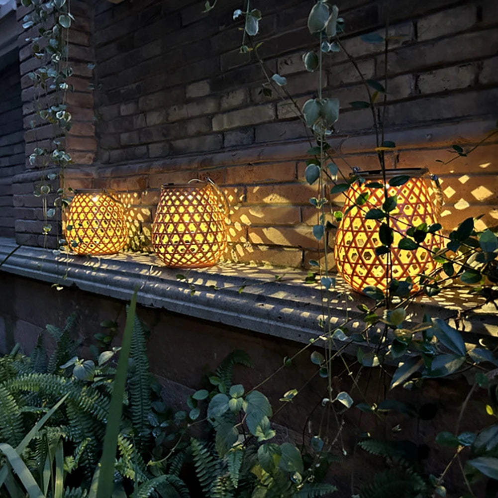 Solar Lantern Outdoor Hanging Lantern Lights with Handle Solar Hanging Lights Outside Decorations Warm White Xmas Garden Lights